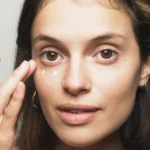 soin contour des yeux