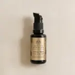 Traitement localisé effet lifting au bakuchiol